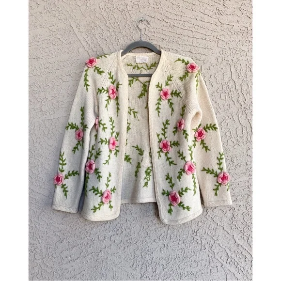 VINTAGE 1960s 3D Rose Floral Appliqué Embroidered Cream Pink Open Wool Cardigan - Picture 15 of 15
